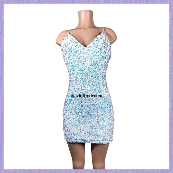 Windsor Store Angie Iridescent Sequin Dress SZ L $69 - Picture 4 of 14